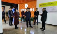 堅守初心做事業(yè)，為甜蜜生活而奮斗