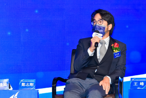 低調神秘的企業家鄭志剛，竟帶領新世界全年核心盈利升21%！